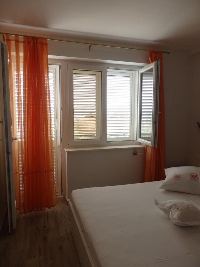 Apartmani Stipan Brela Kültér fotó