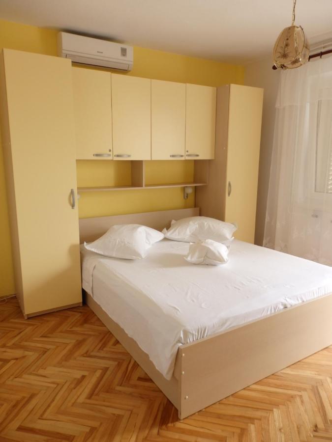 Apartmani Stipan Brela Kültér fotó